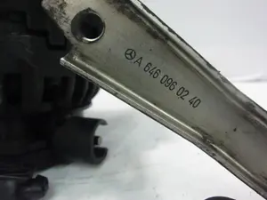 Foto de ALTERNADOR MERCEDES-BENZ CLASE C (BM 203) BERLINA referencia 0124625014 foto 8