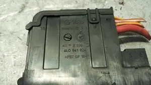 Foto de CAJA RELES / FUSIBLES PORSCHE MACAN (95BA) referencia 4L0941824 foto 2