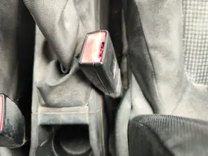 Foto de PRETENSOR AIRBAG DERECHO OPEL CORSA D 1.3 16V CDTI (75 CV / 55 KW)
