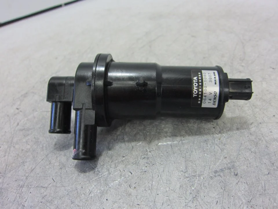 Foto de BOMBA AGUA LEXUS RX (GGL1/GYL1) 3.5 V6 24V CAT (249 CV / 183 KW) referencia 0641001080