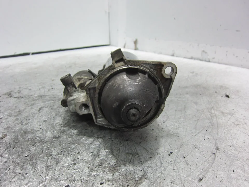 Foto de MOTOR ARRANQUE OPEL VECTRA B CARAVAN referencia 0001109062