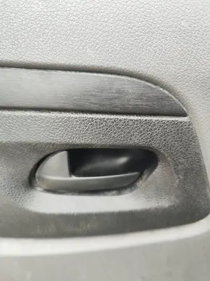 Foto de MANETA INTERIOR DELANTERA IZQUIERDA FIAT SCUDO (506) FURGON 1.5 (100 CV / 75 KW) referencia 96555515ZD