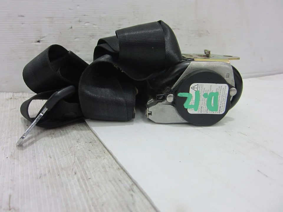 Foto de CINTURON SEGURIDAD DELANTERO IZQUIERDO AUDI A2 (8Z) 1.4 16V (75 CV / 55 KW) referencia 8Z1857705