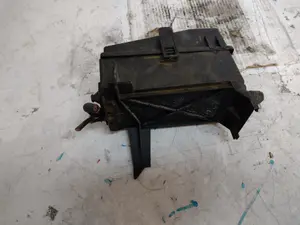 Foto de CAJA RELES / FUSIBLES OPEL VECTRA B BERLINA 2.0 16V DI CAT (X 20 DTL / LD3) (82 CV / 60 KW) referencia 6238852 foto 3