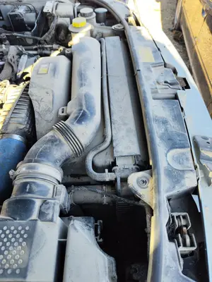 Foto de INTERCOOLER LAND ROVER DISCOVERY 2.7 Td V6 CAT (190 CV / 140 KW)