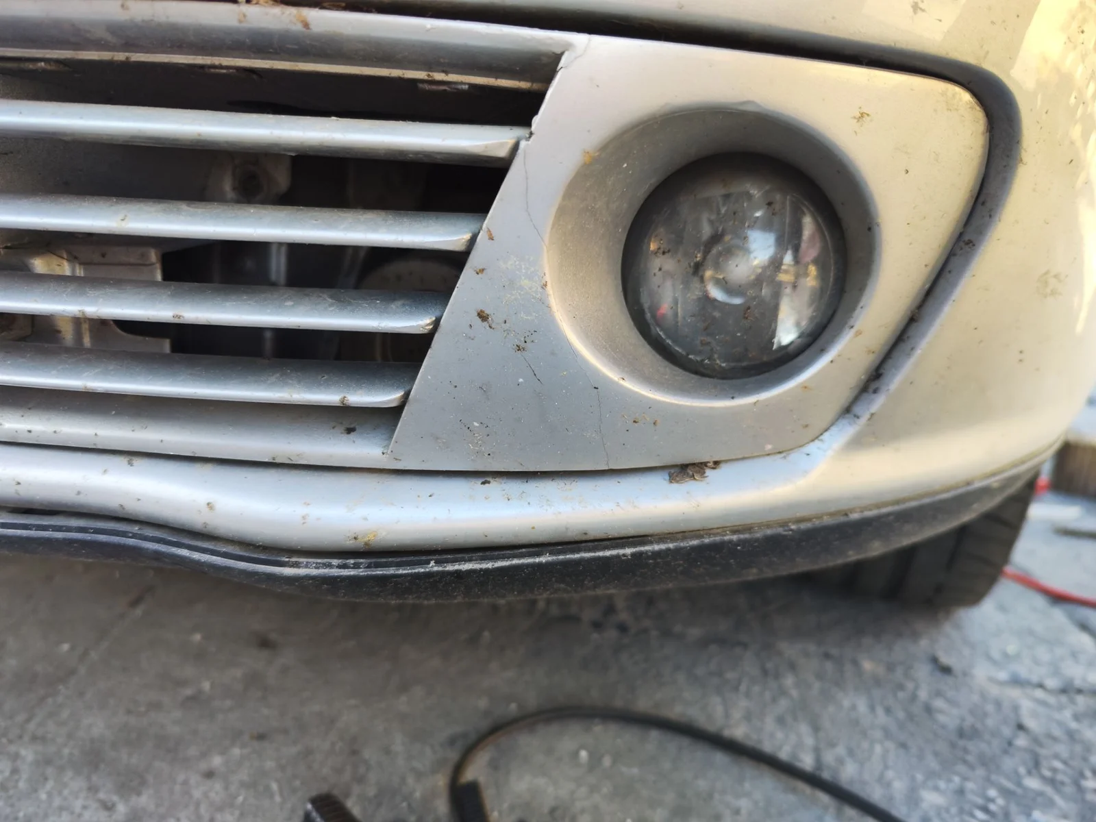 Foto de FARO ANTINIEBLA IZQUIERDO SEAT CORDOBA BERLINA (6L2) 1.9 TDI (131 CV / 96 KW) referencia 6L0941703