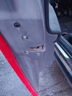 Foto de CERRADURA PUERTA DELANTERA IZQUIERDA SMART FORFOUR 1.5 CDI CAT (68 CV / 50 KW)