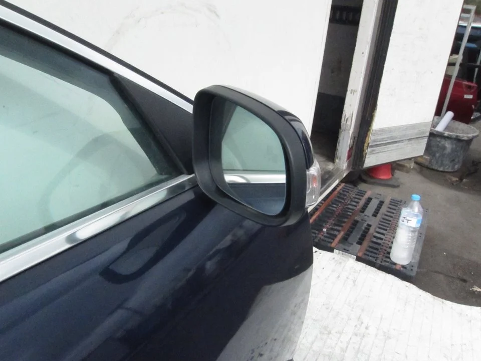 Foto de RETROVISOR DERECHO JAGUAR XF 2.7 V6 Diesel CAT (207 CV / 152 KW)