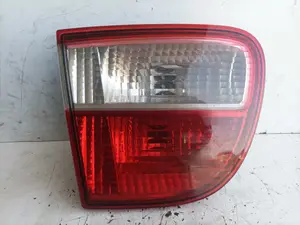 Foto de PILOTO TRASERO IZQUIERDO INTERIOR SEAT LEON (1M1) 1.9 TDI (110 CV / 81 KW) referencia 1M6945091A
