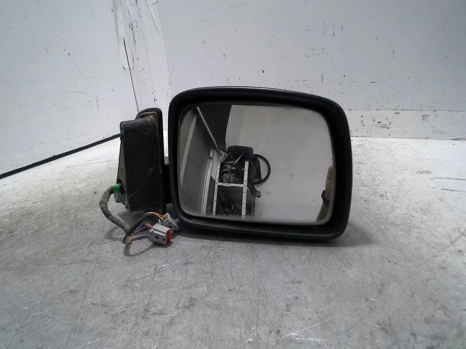 Foto de RETROVISOR DERECHO LAND ROVER RANGE ROVER SPORT 3.6 TD V8 (272 CV / 200 KW) referencia 4300674