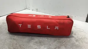 Foto de NO IDENTIFICADO TESLA MODEL 3 eléctrico 258 kW (cont. 153 kW) (350 CV / 258 KW) referencia 1475076-00-C foto 3