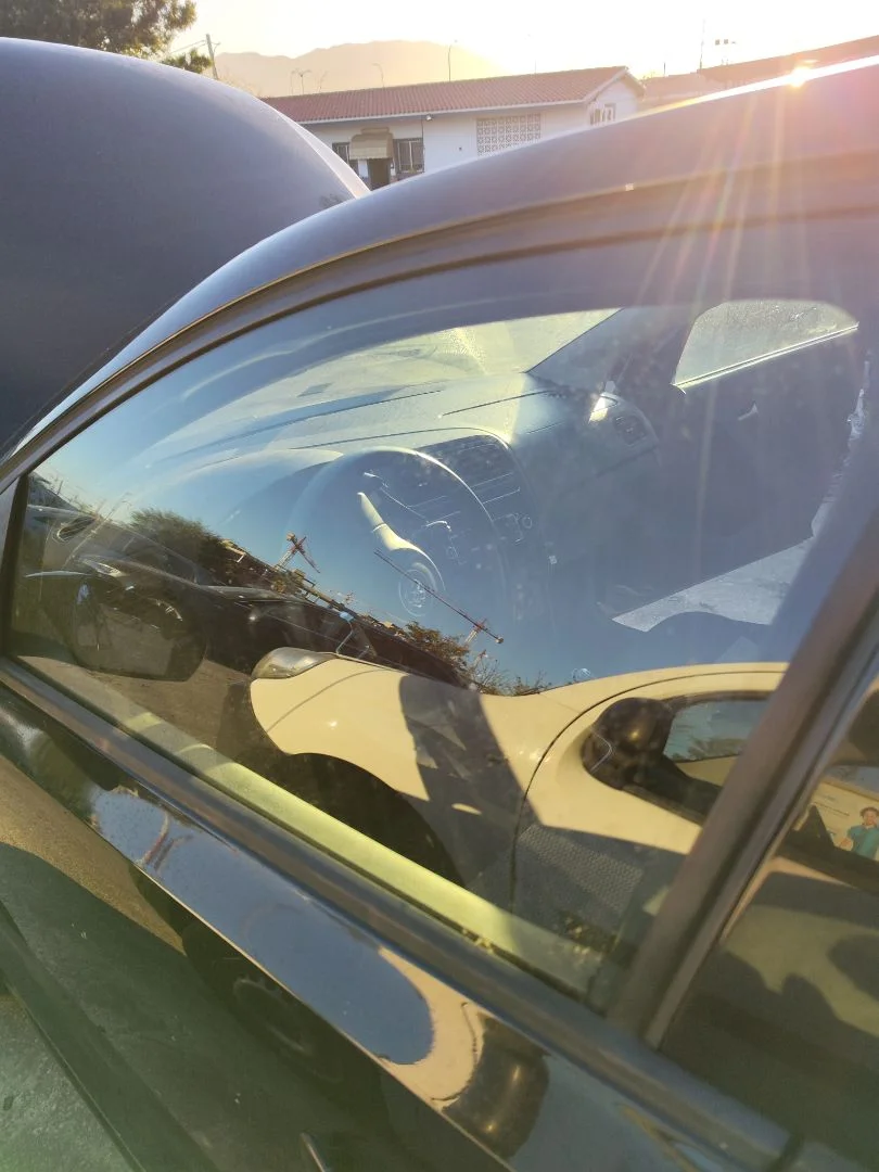 Foto de LUNA DELANTERA IZQUIERDA VOLKSWAGEN POLO V (6R1) 1.2 (60 CV / 44 KW)