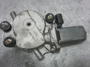 Foto de MOTOR ELEVALUNAS DELANTERO DERECHO ALFA ROMEO 147 (190) 1.9 JTD CAT (101 CV / 74 KW) referencia 46751870 foto 3
