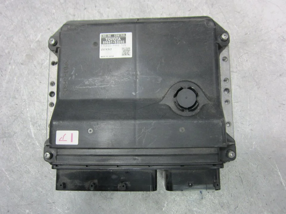 Foto de CENTRALITA MOTOR UCE LEXUS IS (DS2/IS2) referencia 8966153D80