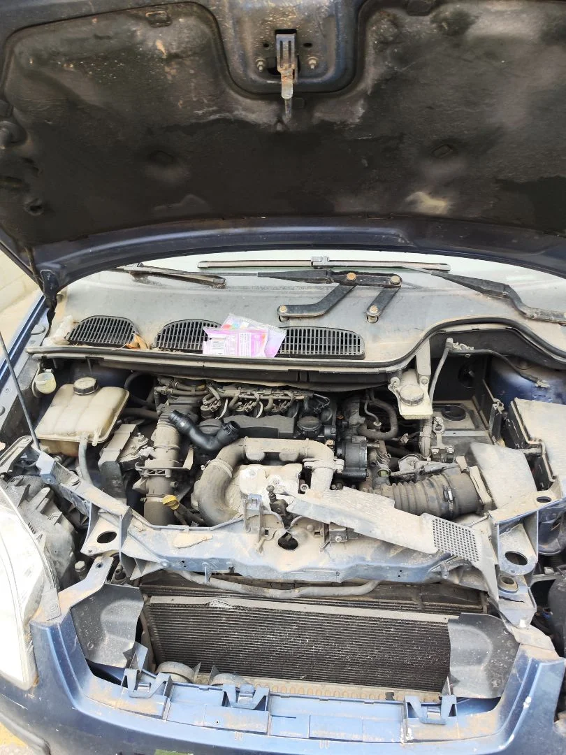 Foto de TORPEDO FORD FOCUS C-MAX (CAP)(2003) 1.6 TDCi CAT (109 CV / 80 KW)