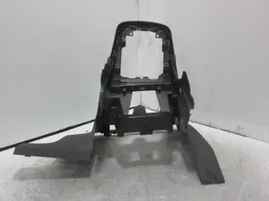 Foto de CONSOLA CENTRAL SEAT LEON (5F1) 1.6 TDI (105 CV / 77 KW) referencia 5F1863681 foto 5
