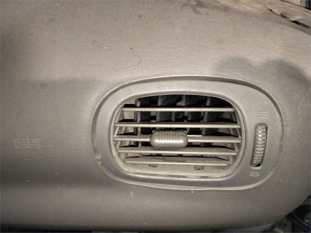 Foto de AIREADOR DERECHO CHRYSLER VOYAGER (RG)