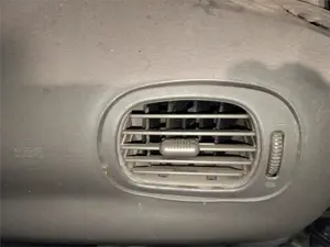Foto de AIREADOR DERECHO CHRYSLER VOYAGER (RG)