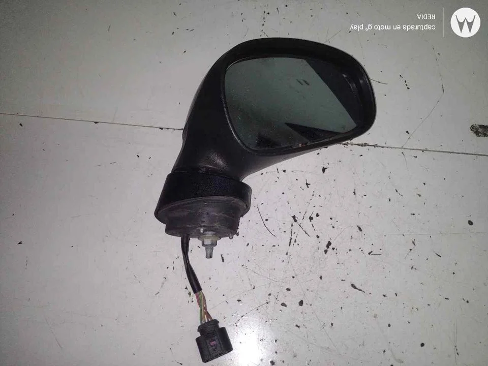Foto de RETROVISOR DERECHO SEAT LEON (1P1) 1.9 TDI (105 CV / 77 KW) referencia 010852