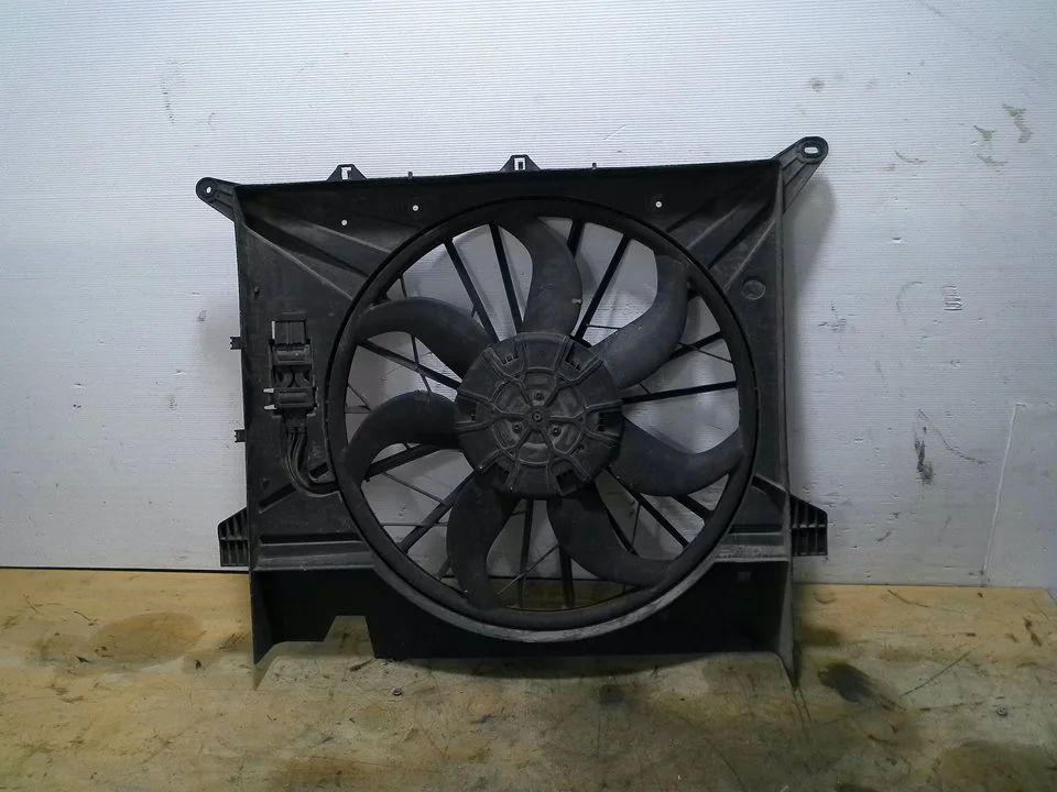 Foto de ELECTROVENTILADOR VOLVO XC90 2.4 Diesel CAT (185 CV / 136 KW) referencia 31111543
