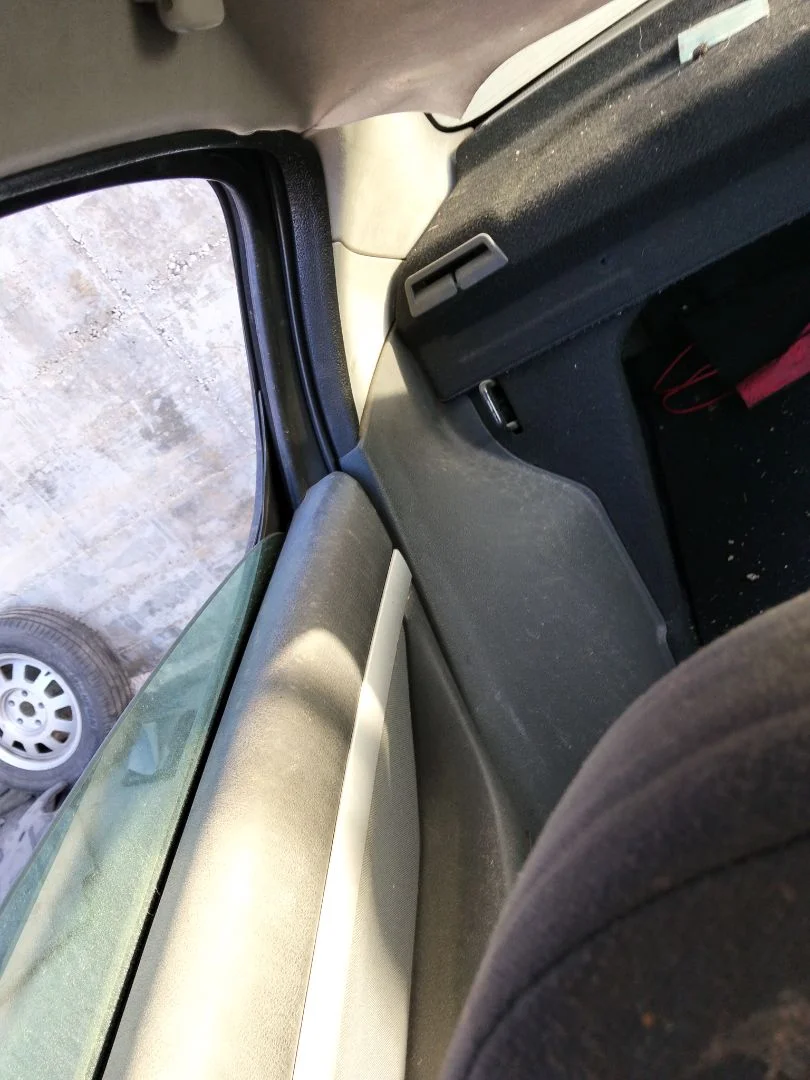 Foto de CINTURON SEGURIDAD TRASERO DERECHO PEUGEOT 407 1.6 HDi FAP CAT (9HZ / DV6TED4) (109 CV / 80 KW)