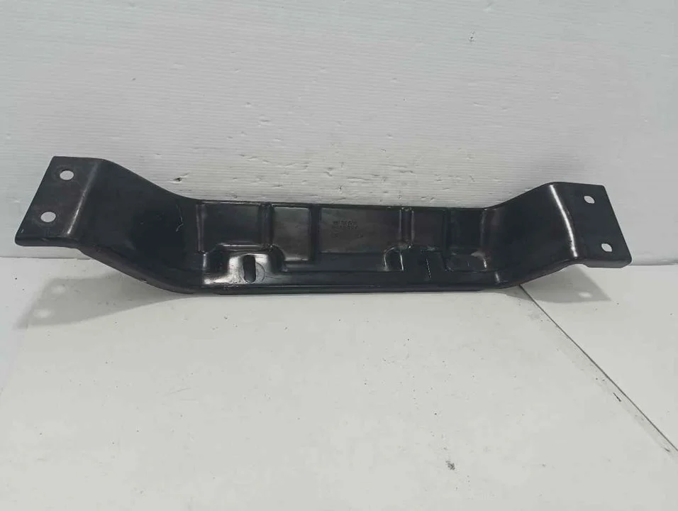 Foto de NO IDENTIFICADO PORSCHE MACAN (95BA) referencia 8R0825001C
