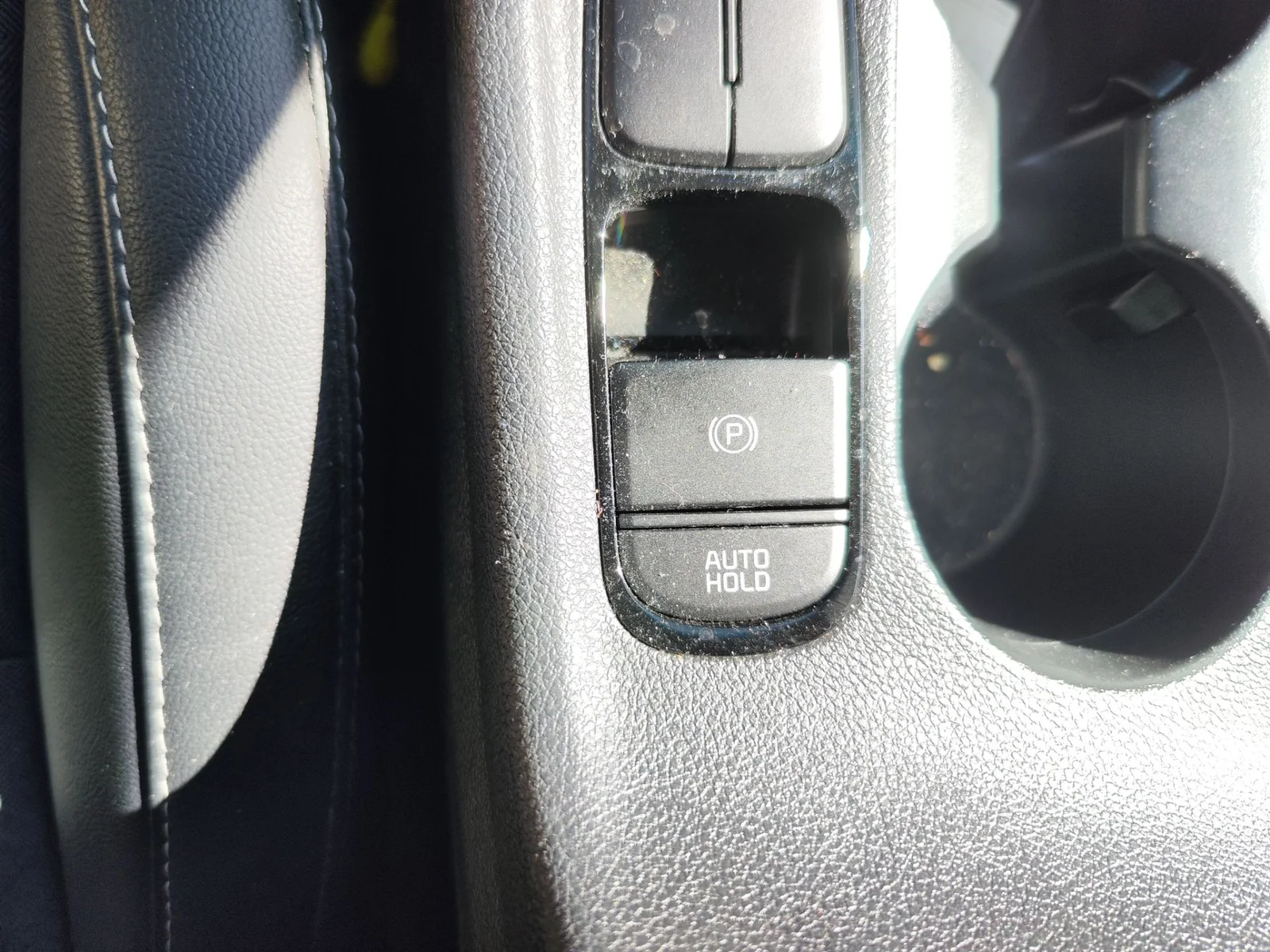 Foto de PALANCA FRENO KIA NIRO (SG2) Híbrido 104 kW (1.6 Ltr. - 77 kW) (141 CV / 104 KW)