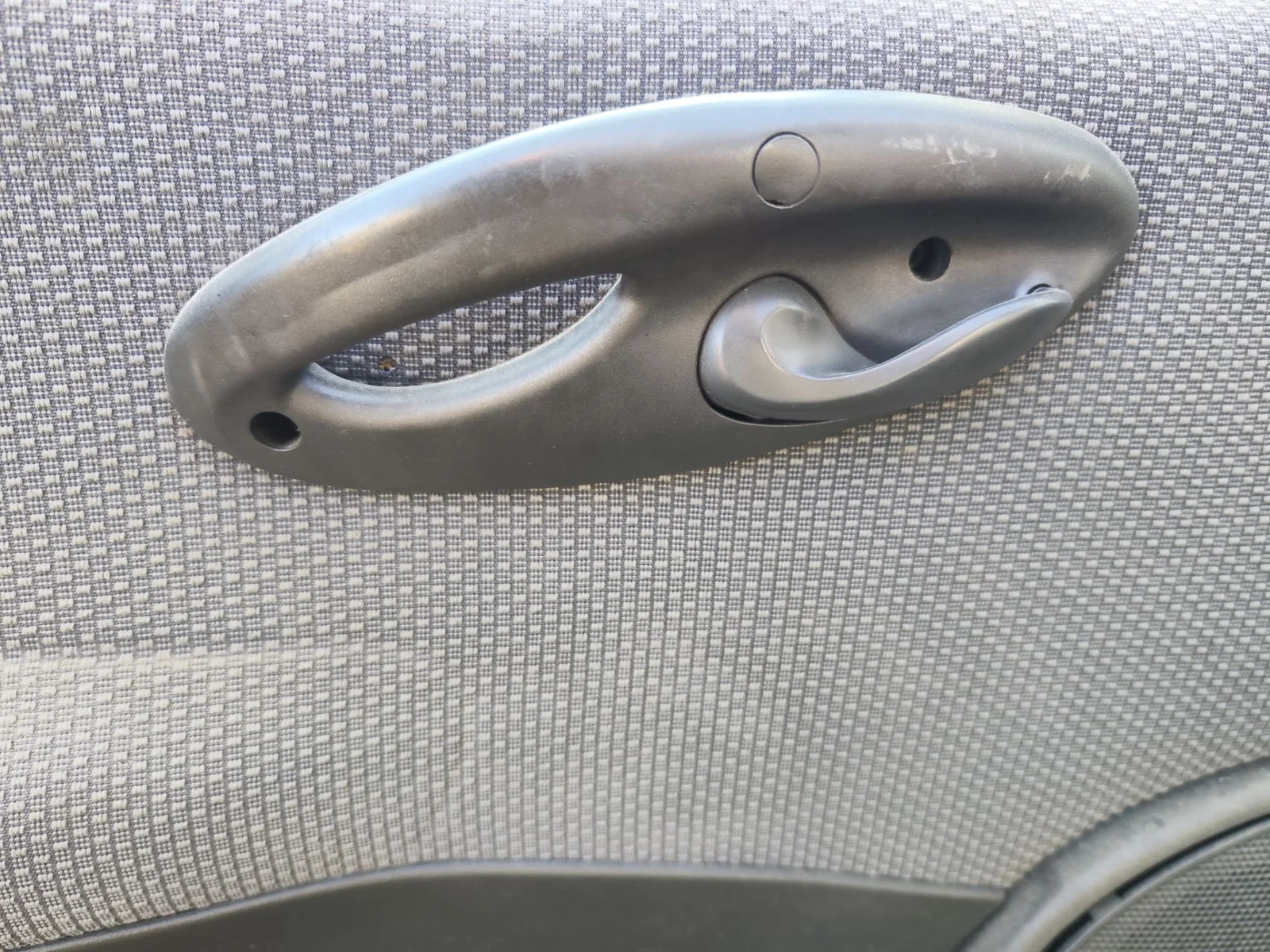 Foto de MANETA INTERIOR DELANTERA IZQUIERDA FIAT II PUNTO (188) BERLINA 1.3 JTD CAT (69 CV / 51 KW)
