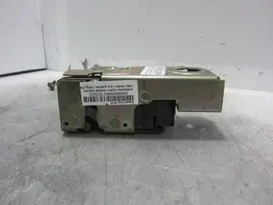 Foto de CERRADURA PUERTA TRASERA DERECHA FORD TRANSIT FURGÓN CORTO (FY) 2.0 TDE CAT (101 CV / 74 KW) referencia YC15U43288FL