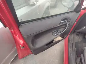 Foto de CERRADURA PUERTA DELANTERA IZQUIERDA ALFA ROMEO 147 (190) 1.6 16V CAT (105 CV / 77 KW) referencia 0046800416