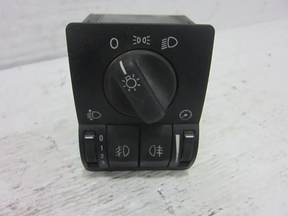 Foto de MANDO LUCES OPEL ASTRA G COUPE 1.8 16V (125 CV / 92 KW) referencia 11643Z00