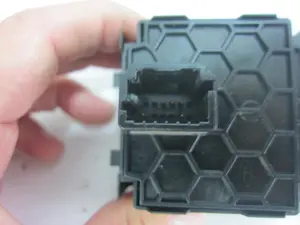 Foto de INTERRUPTOR RENAULT CLIO IV GRANDTOUR 0.9 Energy (90 CV / 66 KW) referencia 251900567R foto 2