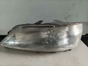 Foto de FARO IZQUIERDO PEUGEOT 306 BREAK referencia 5501127L