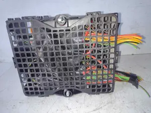 Foto de CAJA RELES / FUSIBLES FORD TRANSIT CONNECT (TC7) 1.8 TDCi CAT (90 CV / 66 KW) referencia 1355851 foto 2