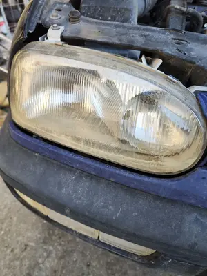Foto de FARO DERECHO VOLKSWAGEN GOLF III (1H1)(11.1991) 2.0  (116 CV / 85 KW) referencia 1H6941018AF