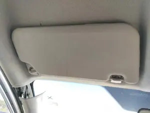 Foto de PARASOL IZQUIERDO FORD FIESTA (CNN) 1.5 TDCi CAT (75 CV / 55 KW) foto 2