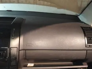 Foto de AIRBAG DELANTERO DERECHO VOLKSWAGEN POLO IV (9N1)