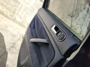 Foto de ELEVALUNAS TRASERO IZQUIERDO VOLKSWAGEN PASSAT VARIANT (3B5) 1.9 TDI (110 CV / 81 KW) referencia 3B9839461A