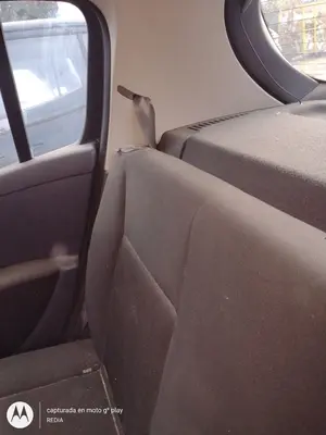 Foto de CINTURON SEGURIDAD TRASERO DERECHO RENAULT CLIO III 1.2 16V (75 CV / 55 KW)