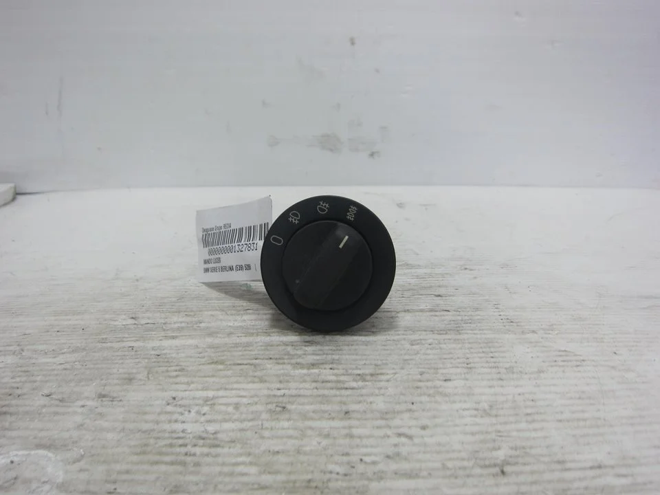 Foto de MANDO LUCES BMW SERIE 5 BERLINA (E39) 2.8 24V CAT (193 CV / 142 KW) referencia 549392022