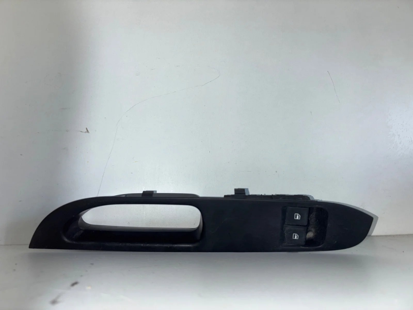 Foto de MANDO ELEVALUNAS DELANTERO IZQUIERDO SEAT IBIZA (6L1) referencia 6L1867171D