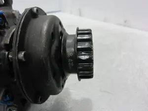 Foto de COMPRESOR AIRE ACONDICIONADO VOLKSWAGEN TOUAREG (7LA) referencia 7H0820805E foto 3