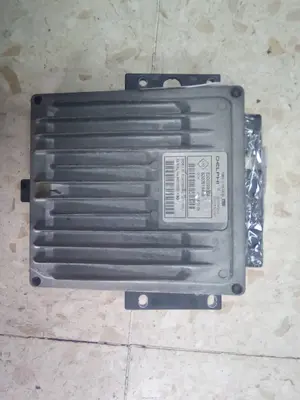 Foto de CENTRALITA MOTOR UCE RENAULT CLIO III 1.5 dCi Diesel (68 CV / 50 KW) referencia 8200399038