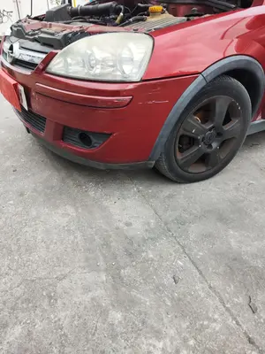 Foto de PARAGOLPES DELANTERO OPEL CORSA C 1.2 16V CAT (Z 12 XEP / LB4) (80 CV / 59 KW) foto 3