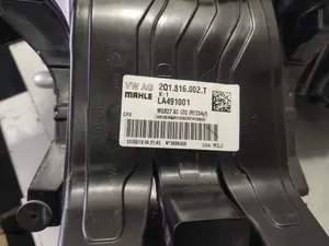 Foto de CALEFACCION ENTERA NORMAL VOLKSWAGEN POLO VI (AW1)(08.2017) 1.0 (65 CV / 48 KW) referencia 6J1819003E foto 2