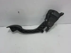 Foto de POTENCIOMETRO PEDAL RENAULT CLIO III 1.5 dCi Diesel (106 CV / 78 KW) referencia 3M519F836AF foto 5
