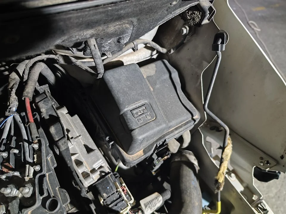 Foto de CAJA RELES / FUSIBLES CITROEN C3 PICASSO 1.6 HDi FAP (92 CV / 68 KW) referencia 9661086980