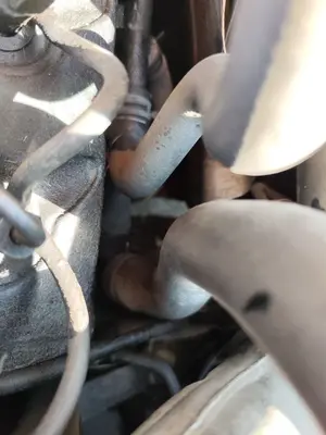Foto de ALTERNADOR AUDI A6 BERLINA (4B2) 2.5 V6 24V TDI (150 CV / 110 KW)