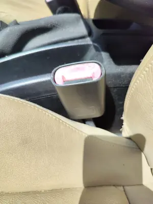 Foto de PRETENSOR AIRBAG IZQUIERDO ALFA ROMEO 156 SPORTWAGON 2.4 JTD CAT (175 CV / 129 KW)