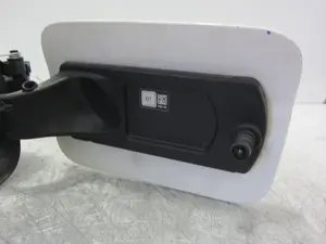 Foto de TAPA EXTERIOR COMBUSTIBLE BMW SERIE X3 (G01) 3.0 24V Turbodiesel (265 CV / 195 KW) referencia 14290410 foto 7